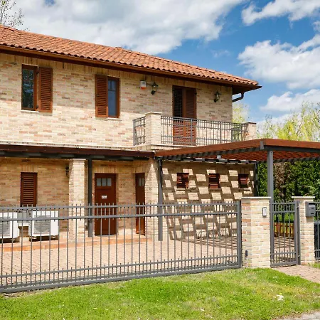 Toscana By Interhome * 벌러토뇌쇠드