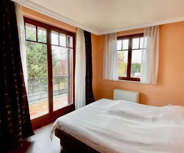 펜션 Toscana By Interhome 벌러토뇌쇠드